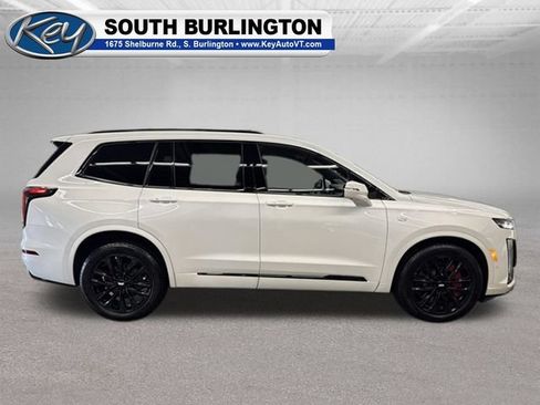 Used 2024 Cadillac XT6 Sport w/ LPO, Onyx Lite Package AWD/4WD image 8