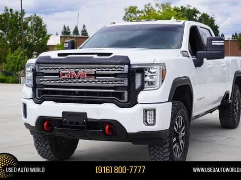 Used 2023 GMC Sierra 2500 AT4 w/ AT4 Preferred Package AWD/4WD image 1