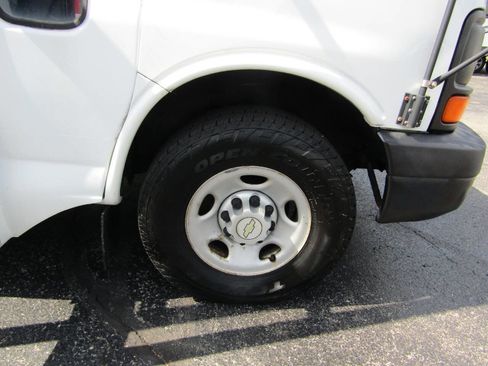 Used 2006 Chevrolet Express 3500 w/ School Bus Package image 18