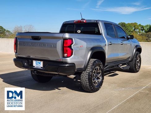 Used 2024 Chevrolet Colorado ZR2 w/ Technology Package image 6