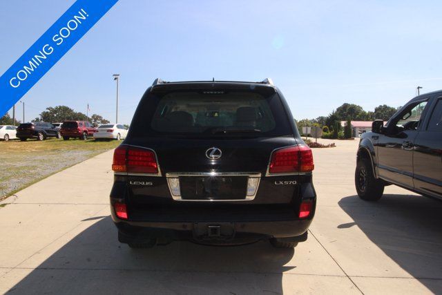 Used 2008 Lexus LX 570 4WD w/ Technology Pkg image 7