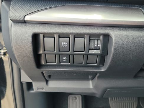 Certified 2024 Subaru Forester Premium AWD/4WD image 27