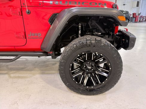 Used 2022 Jeep Gladiator Rubicon w/ LED Lighting Group image 29