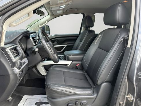 Used 2018 Nissan Titan PRO-4X w/ Pro-4x Utility Package image 24