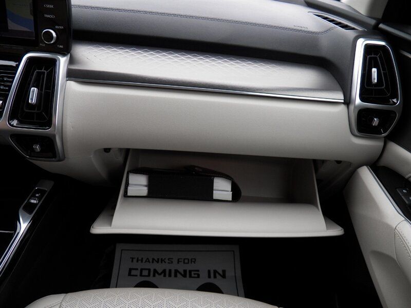 Used 2022 Kia Sorento SX AWD/4WD image 32