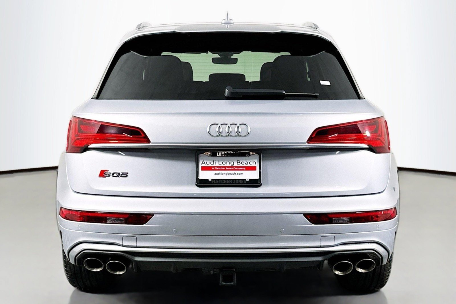 Used 2023 Audi SQ5 Prestige w/ Prestige Package AWD/4WD image 3