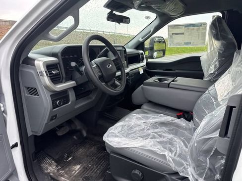 New 2026 Ford F350 XL w/ XL Chrome Package AWD/4WD image 11