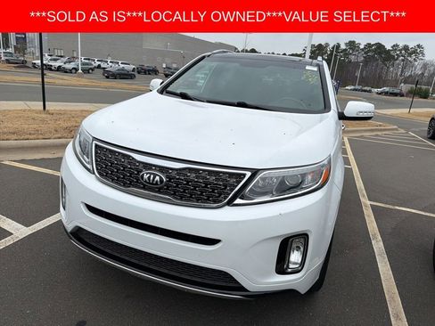 Used 2015 Kia Sorento SX image 2