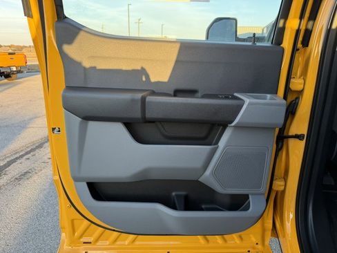 Used 2025 Ford F250 XL w/ 360-Degree Camera Package image 27