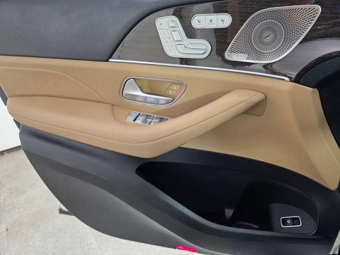 Certified 2024 Mercedes-Benz GLS 450 4MATIC image 28