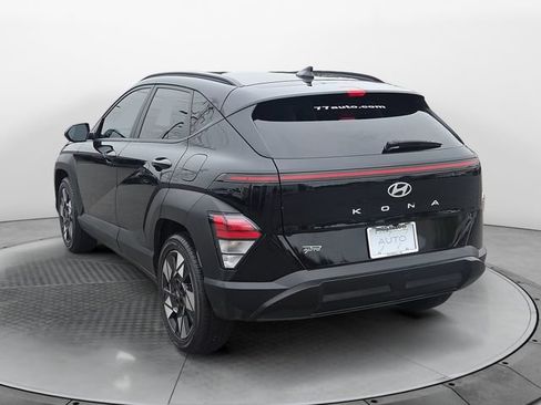 Used 2024 Hyundai Kona SEL FWD image 3
