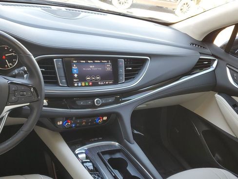 Certified 2024 Buick Enclave Avenir w/ Avenir Technology Package image 19