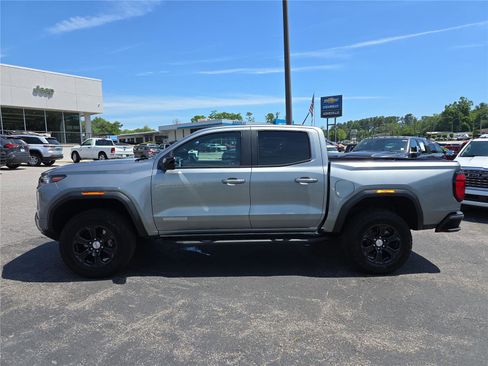 Used 2023 GMC Canyon Elevation RWD image 6