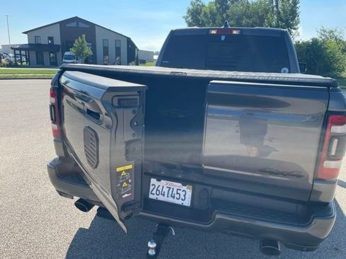 Used 2022 RAM 1500 Laramie AWD/4WD image 4