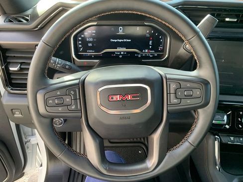 Used 2024 GMC Sierra 2500 AT4 w/ Technology Package image 21