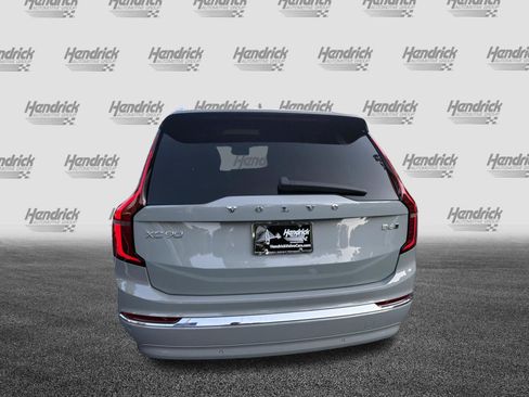 Certified 2026 Volvo XC90 B6 Plus AWD/4WD image 11