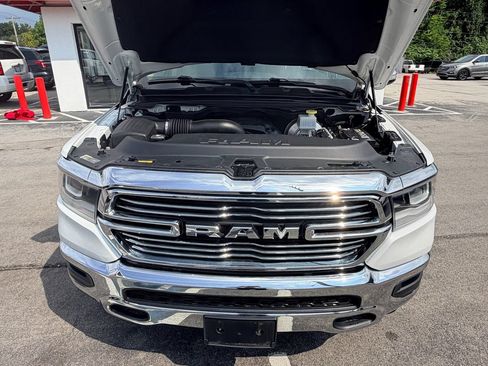 Used 2019 RAM 1500 Laramie AWD/4WD image 11