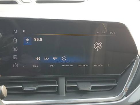 Certified 2024 Chevrolet Trax ACTIV w/ Sunroof Package FWD image 24
