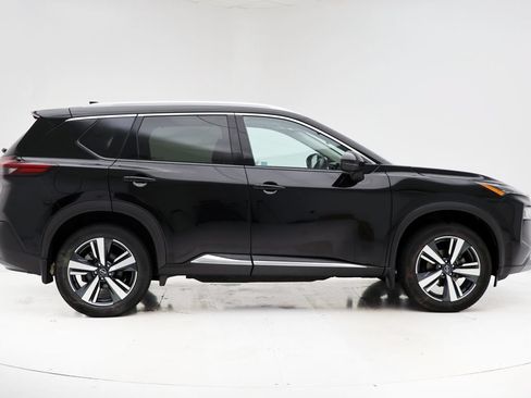 Used 2023 Nissan Rogue SL w/ SL Premium Package AWD/4WD image 3