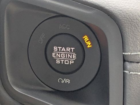 New 2025 Jeep Wrangler Unlimited Rubicon w/ XTREMEE 35" Tire Package image 25