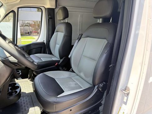 Used 2025 RAM ProMaster 3500 w/ Convenience Group FWD image 13
