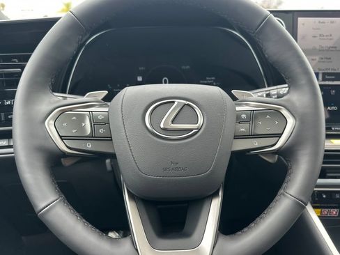 New 2026 Lexus TX 550h AWD Plug-In Hybrid image 24