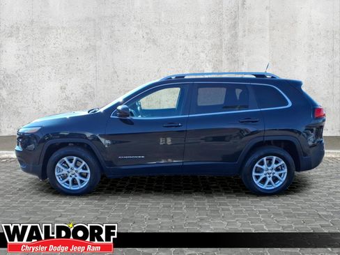 Used 2016 Jeep Cherokee Latitude w/ Comfort/Convenience Group image 4