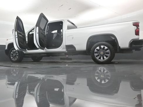 Used 2024 Chevrolet Silverado 2500 Custom w/ Custom Value Package AWD/4WD image 59