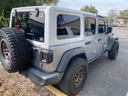 Used 2021 Jeep Wrangler Unlimited Islander image 4
