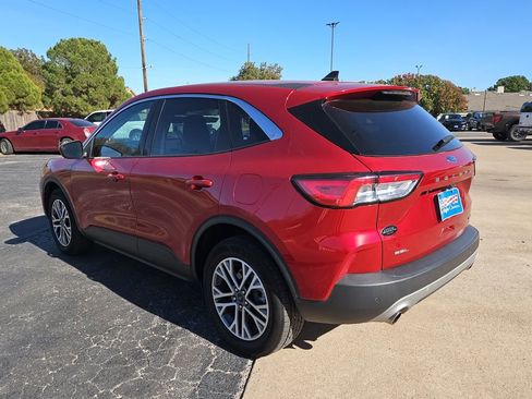 Used 2022 Ford Escape SEL image 7