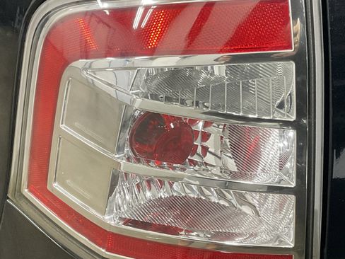 Used 2010 Ford Edge SE image 9