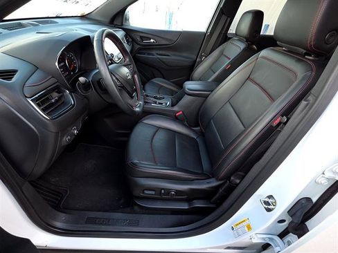 Used 2023 Chevrolet Equinox RS w/ RS Leather Package FWD image 4