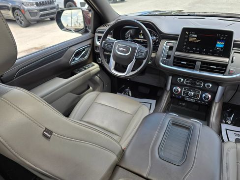 Used 2023 GMC Yukon SLT w/ Max Trailering Package AWD/4WD image 37