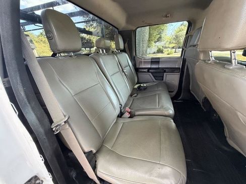 Used 2017 Ford F250 XL w/ Power Equipment Group AWD/4WD image 18