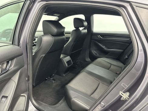 Used 2020 Honda Accord Sport image 29
