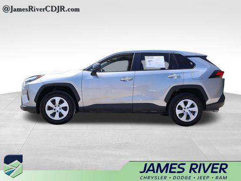 Used 2025 Toyota RAV4 LE FWD image 2