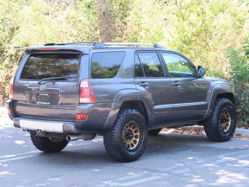 Used 2005 Toyota 4Runner Sport AWD/4WD image 7
