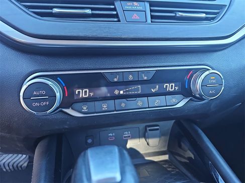 Used 2023 Nissan Altima 2.5 SL image 23