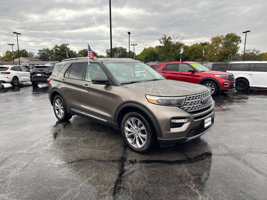 Used 2021 Ford Explorer Limited w/ Equipment Group 301A AWD/4WD image 3