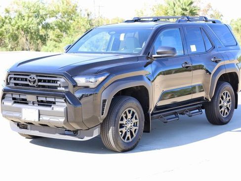 New 2025 Toyota 4Runner SR5 image 3