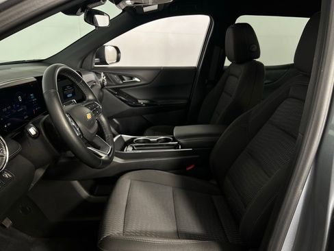 Used 2025 Chevrolet Equinox LT image 21