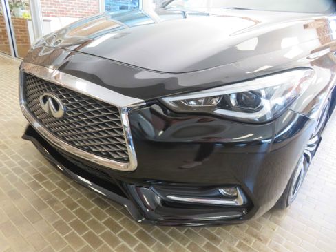 Used 2018 INFINITI Q60 3.0t Luxe image 55