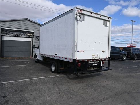 Used 2016 Chevrolet Express 3500 image 36