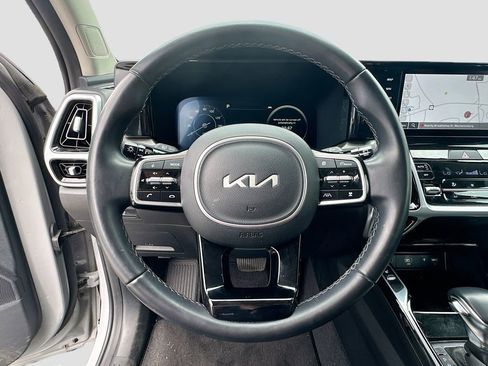 Certified 2023 Kia Sorento SX AWD/4WD image 14