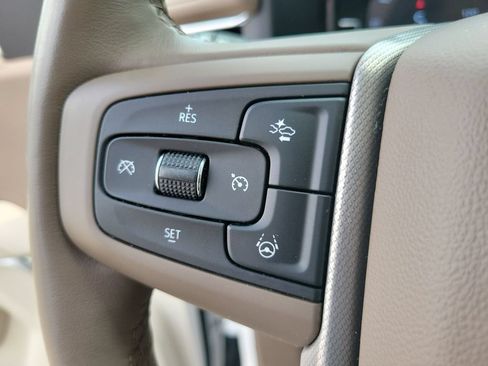 Used 2024 GMC Yukon Denali w/ Denali Reserve Package AWD/4WD image 25