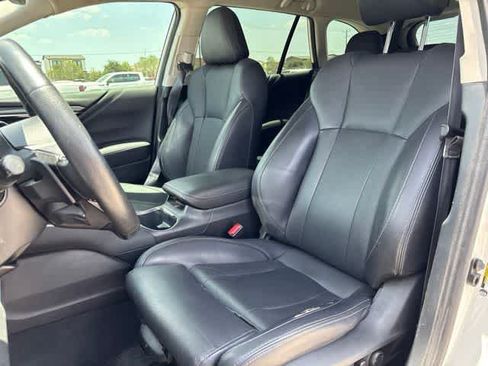 Used 2020 Subaru Outback Limited XT w/ Popular Package #2 AWD/4WD image 23