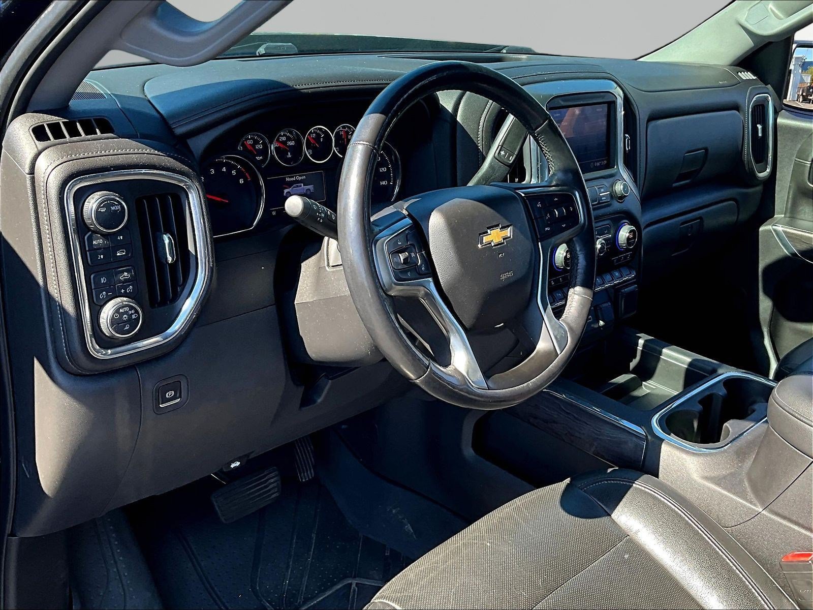Used 2020 Chevrolet Silverado 1500 LTZ w/ LTZ Plus Package AWD/4WD image 18