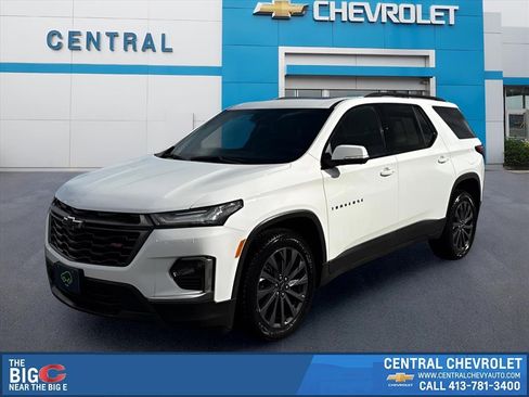 Certified 2023 Chevrolet Traverse RS image 1
