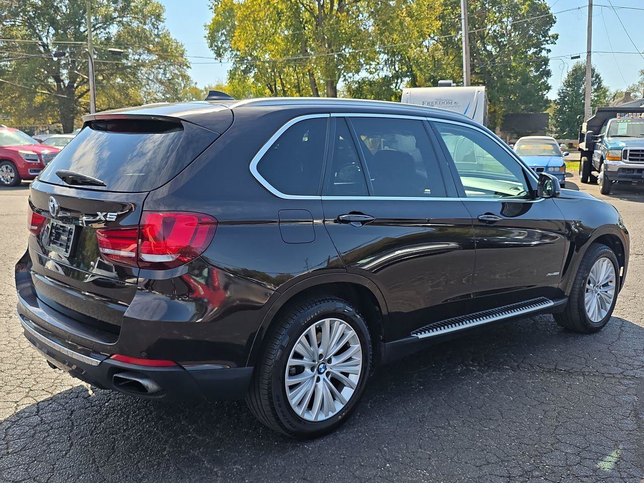 Used 2017 BMW X5 xDrive50i AWD/4WD image 2