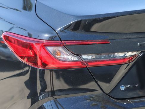 Used 2025 Toyota Camry LE FWD image 8